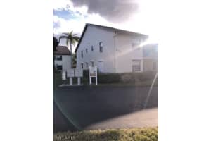 9305 Lake Park Dr APT 101, Fort Myers, FL 33919, Sold 06/25/21