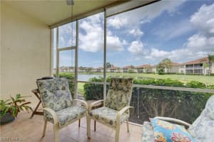330 Robin Hood Cir, Naples, FL 34104, Sold 11/04/21