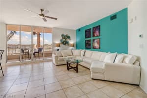 450 Bayfront Pl, Naples, FL 34102, Sold 05/07/21