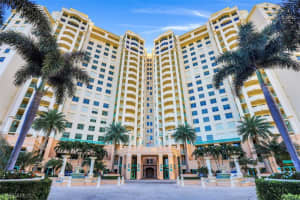 960 Cape Marco Dr, Marco Island, FL 34145, Sold 04/09/21