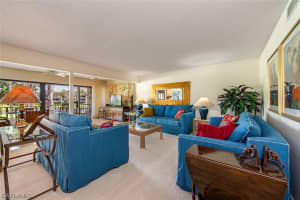 103 Clubhouse Ln, Naples, FL 34105, Sold 05/07/21