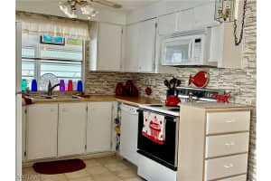 371 Santa Fe Trail, North Fort Myers, FL 33917, Sold 06/18/21