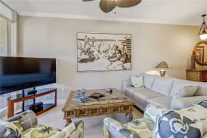 401 Bayfront Pl, Naples, FL 34102, Sold 05/25/21