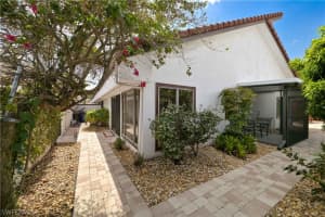 5424 Harbour Castle Dr, Fort Myers, FL 33907, Sold 04/30/21