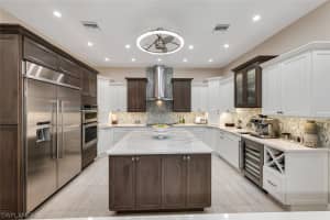 401 Mallory Ct, Naples, FL 34110, Sold 06/30/21