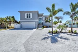 5222 Williams Dr, Fort Myers Beach, FL 33931, Sold 06/14/21
