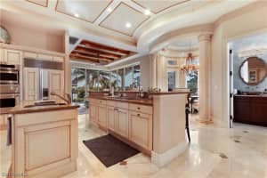 5324 Barefoot Bay Ct, Bonita Springs, FL 34134, Sold 10/15/21