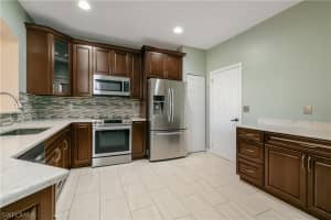 17530 Cherry Ridge Ln, Fort Myers, FL 33967, Sold 04/29/21