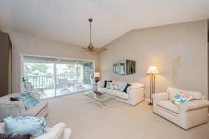410 Emerald Bay Cir, Naples, FL 34110, Sold 05/17/21