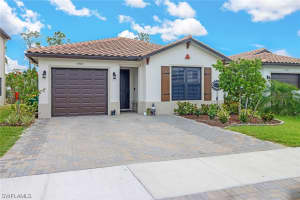 8907 Madrid Cir, Naples, FL 34104, Sold 06/22/21