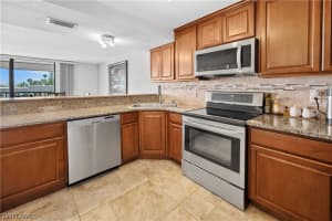 3460 N Key Dr APT 309, North Fort Myers, FL 33903, Sold 04/28/21