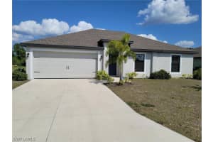 153 Shadow Lakes Dr, Lehigh Acres, FL 33974, Sold 06/24/21