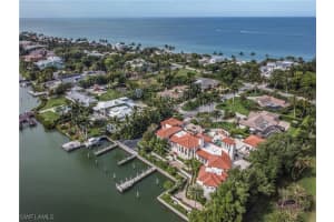 275 Champney Bay Ct, Naples, FL 34102, Sold 05/04/22