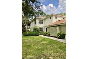 1690 Tarpon Bay Dr S, Naples, FL 34119, Sold 05/06/21