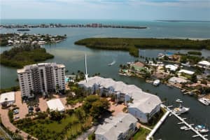 18092 San Carlos Blvd APT 917, Fort Myers Beach, FL 33931, Sold 05/11/21