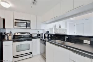 650 West Ave, Miami Beach, FL 33139, Sold 12/13/21