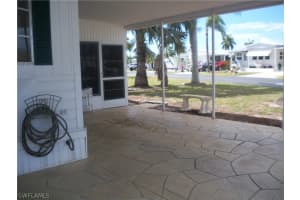 250 Daisy Ave, Fort Myers, FL 33908, Sold 05/07/21