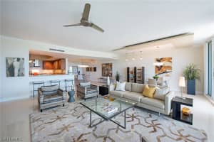 13675 Vanderbilt Dr, Naples, FL 34110, Sold 05/14/21
