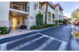 221 9th St S #222, Naples, FL 34102, Sold 04/23/21