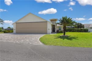 6881 Cherokee Ave, Fort Myers, FL 33905, Sold 05/24/21