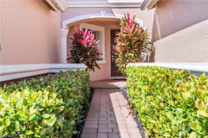 17538 Cherry Ridge Ln, Fort Myers, FL 33967, Sold 05/17/21