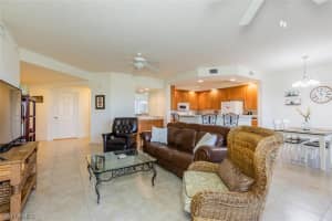 337 Vintage Bay Dr, Marco Island, FL 34145, Sold 08/16/21