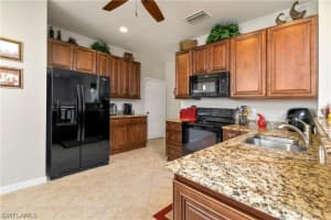 8271 Village Edge Cir #1, Fort Myers, FL 33919, Sold 05/03/21