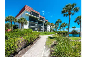 2445 W Gulf Dr UNIT D24, Sanibel, FL 33957, Sold 07/16/21