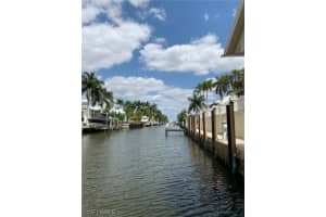 425 15th Ave S, Naples, FL 34102, Sold 06/30/21