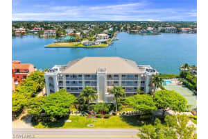 9380 Gulf Shore Dr APT 104, Naples, FL 34108, Sold 06/17/21