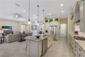 MLS# 221026014, Naples, Florida 34120