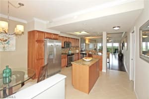 13105 Vanderbilt Dr, Naples, FL 34110, Sold 06/24/21