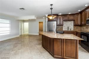 4633 Santiago Ln, Bonita Springs, FL 34134, Sold 05/06/21