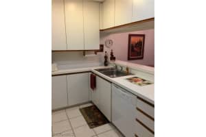 3310 Europa Dr, Naples, FL 34105, Sold 05/05/21