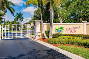 6010 Jonathans Bay Cir APT 402, Fort Myers, FL 33908, Sold 05/19/21