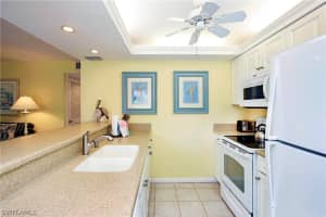 827 E Gulf Dr UNIT I2, Sanibel, FL 33957, Sold 06/08/21