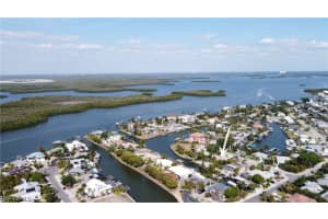 251 Randy Ln, Fort Myers Beach, FL 33931, Sold 05/27/21