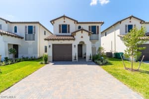 9041 Madrid Cir, Naples, FL 34104, Sold 06/11/21