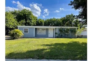 923 Hyacinth St, North Fort Myers, FL 33903, Sold 05/09/22