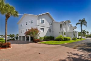 18080 San Carlos Blvd APT 722, Fort Myers Beach, FL 33931, Sold 05/28/21