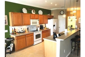 11700 Pasetto Ln APT 403, Fort Myers, FL 33908, Sold 05/20/21