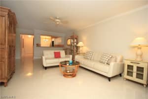 337 Robin Hood Cir, Naples, FL 34104, Sold 05/14/21