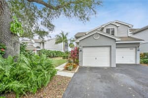 2611 Citrus Lake Dr, Naples, FL 34109, Sold 05/14/21