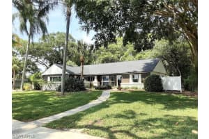 7327 Westmoreland Dr, Sarasota, FL 34243, Sold 06/29/21