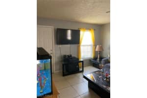 203 Leawood Cir, Naples, FL 34104, Sold 07/12/21