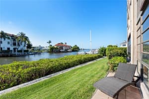 805 River Point Dr, Naples, FL 34102, Sold 05/26/21