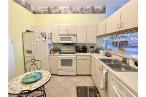 3841 Schoolhouse Rd E APT 1, Fort Myers, FL 33916, Sold 09/14/21