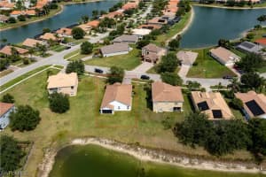 2832 Amberwood Ln, Naples, FL 34120, Sold 08/06/21