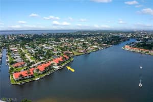 5109 Sunnybrook Ct APT 13, Cape Coral, FL 33904, Sold 06/14/21