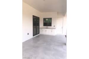 463 18th Ave S, Naples, FL 34102, Sold 08/04/21